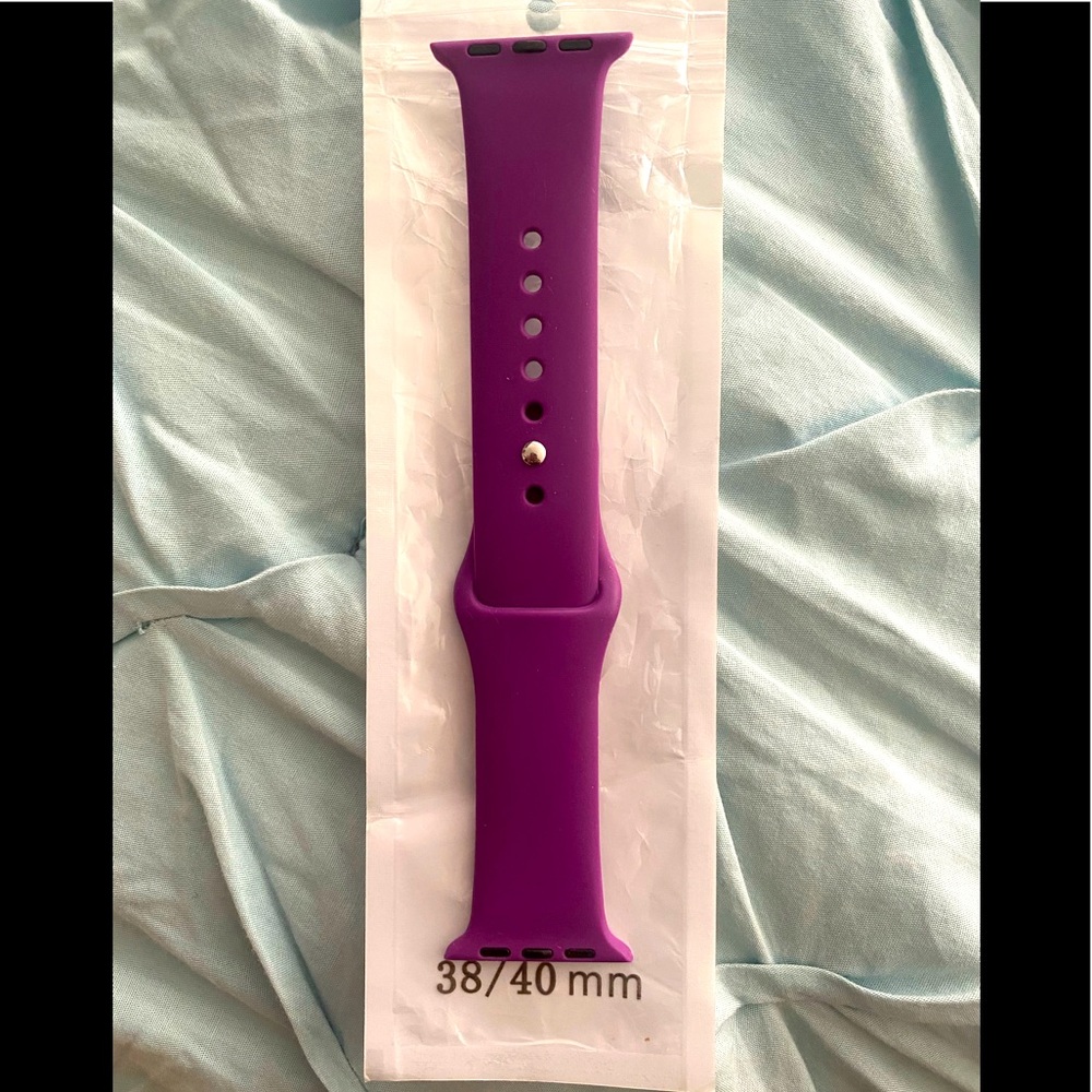 Silicone Apple Watch band in Deep purple!!
